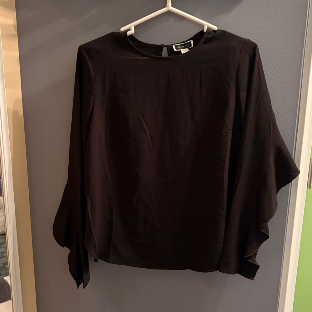 🆕Half Crop Ruffle Blouse - Picture 1 of 6